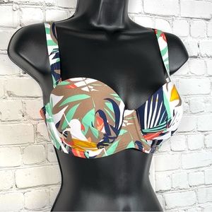 3/$20 NWT Calvin Klein Tropical Rainforest Bikini Top M